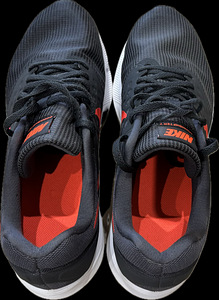 Nike Downshifter meeste jooksujalatsid (4 foto / 5)