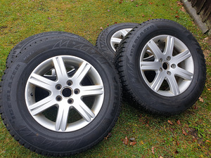Sailun IceBlazer 225/70R16+литой диск 5x112центр57 (1 фото из 1)