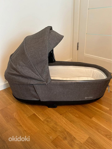Cybex Priam V4 vankrikorv Manhattan Grey