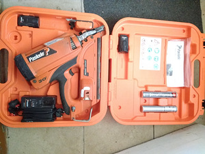 Paslode IM350+ naelapüstol (2 foto / 2)