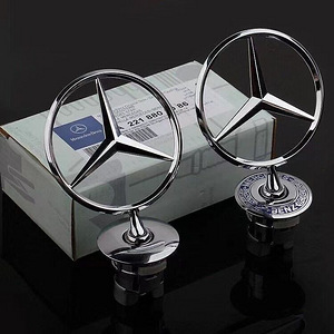 Mercedes-Benz kapoti emblem olemas 2 varianti (1 foto / 1)