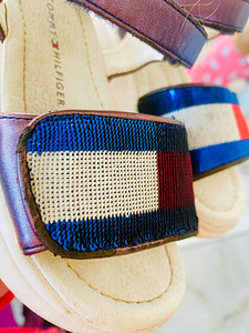 Tommy hilfiger laste sandaalid s26 (2 foto / 2)