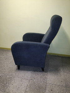 Uus (renoveeritud)sametine tugitool (1 foto / 5)