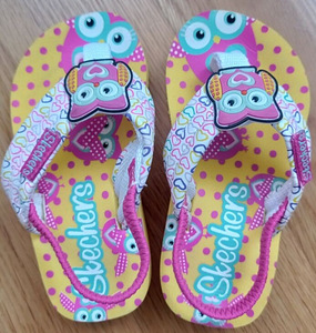 SKECHERS´I uued sandaalid, suurus 22 (2 foto / 3)