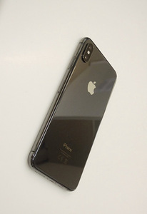 iPhone xs 64gb (1 foto / 3)