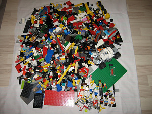 Lego 3,9 kg (2 foto / 3)
