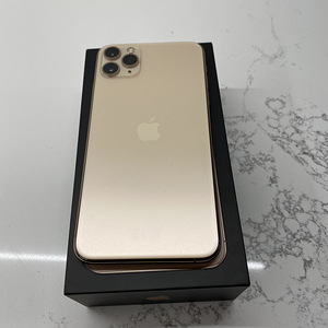 iPhone 11 pro max, 256GB, gold (3 foto / 3)
