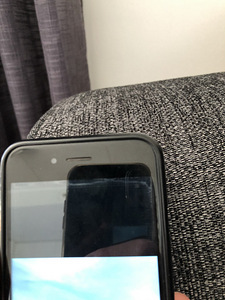 iPhone 6 (16 GB) (3 фото из 3)