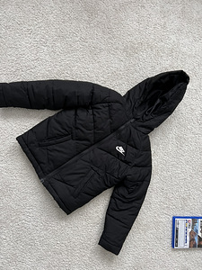 Nike talvejope 116-122 (1 foto / 1)