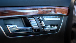 Mercedes Benz S class 320 diisel (7 foto / 7)