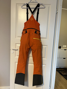 Norrona Lofoten Gore -Tex Pro (5 foto / 5)