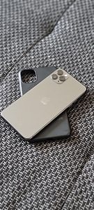 iPhone 11 Pro max 64gb Space Gray (2 foto / 7)