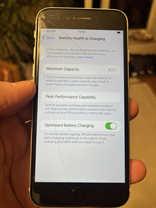 iPhone SE 2. Gen 2020 64GB (5 foto / 5)