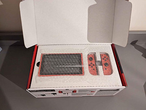 Nintendo Switch Mario Limited Edition Uuevärne 1TB Mälukaart (2 foto / 4)