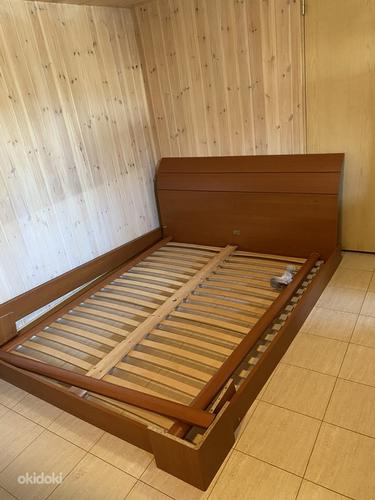 Двухспальная кровать 160/200 с матрасом (фото #4)