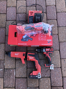 Milwaukee komplekt instrumenta dlja gipsokartonshika (1 foto / 5)