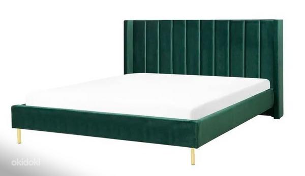 Темно-зеленая роскошная кровать 160x200 (фото #2)