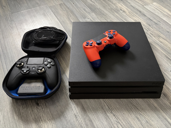 Playstation 4 Pro PS4