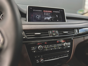 BMW F15 / PURE EXPERIENCE / LCI (9 foto / 10)