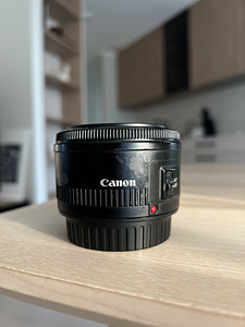 Canon EF 50mm f/1.8 (3 foto / 3)