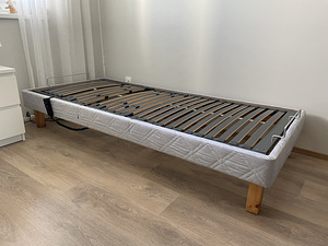 Voodi elektrimootoriga reguleeritav (1 foto / 6)
