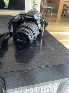 Цифровая фотокамера Nikon d3300 (2 фото из 4)