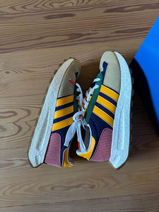 Adidas Retropy E5 tossud 43 1/3 (5 foto / 5)