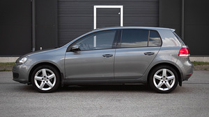Volkswagen Golf (4 foto / 15)