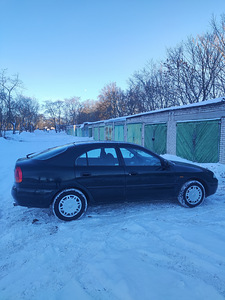 Mitsubishi Carisma (3 foto / 8)