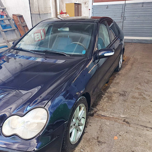 Mercedes-benz c 220 cdi (3 foto / 5)