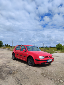 Volkswagen Golf (3 foto / 7)