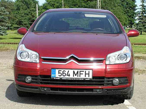 CITROEN C5 1.997 103 kW -05 (4 foto / 9)