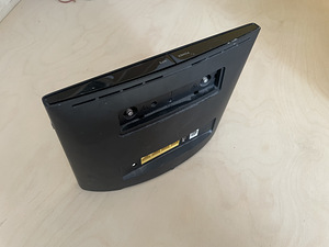Huawei B525s-23a 4G ruuter (2 foto / 2)