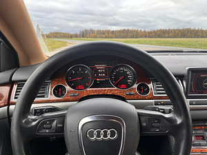 Audi A8 4.2TDI 240kw (6 foto / 7)