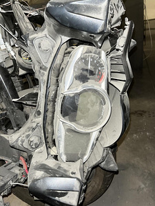 Продается аварийный YAMAHA FJR 1300 (5 фото из 10)
