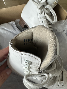 Iluuisud Jackson 11c/26.5 eu (5 foto / 5)