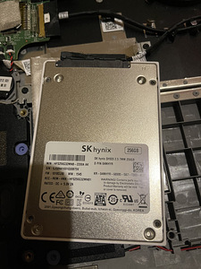 Dell inspiron 15 , 5000 series varuosade jaoks (3 foto / 4)