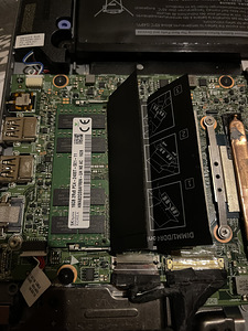 Dell inspiron 15 , 5000 series varuosade jaoks (4 foto / 4)