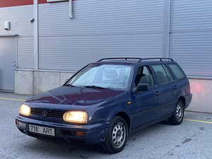 Volkswagen Golf Variant (1 foto / 5)