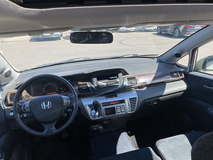 HONDA FR-V (5 foto / 6)