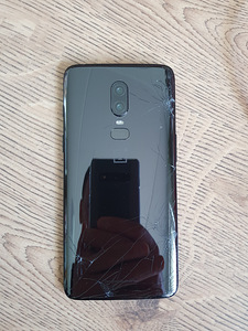 Oneplus 6 (64GB 6GB RAM) (4 foto / 4)