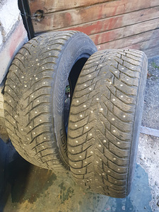 Nokian Hakkapeliitta 8 naastrehvid 205/55/16 (1 foto / 2)