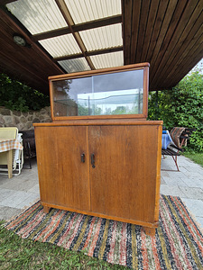 Funk stiilis puhvetkapp / vitriinkapp / kummut (1 foto / 3)