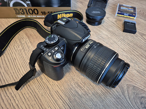 Peegelkaamera Nikon D3100 komplekt, nagu uus (3 foto / 3)