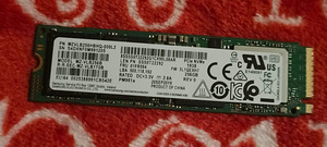 256GB SSD, PCIe NVMe (2 foto / 2)