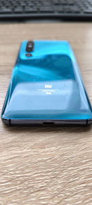 Xiaomi Mi 10 5G (3 foto / 6)