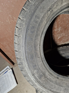 Firestone vanhawk 185/75/14c uus (4 foto / 4)