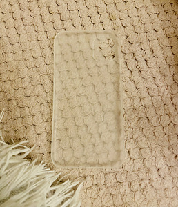 Ultra thin matt Iphone 11 tagus (2 foto / 2)
