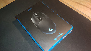 Игровая мышь Logitech G Pro (3 фото из 3)