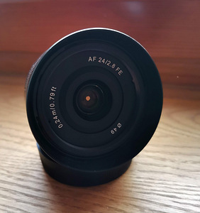Sony E Mount 24mm f2.8 lens by Samyang (2 foto / 4)